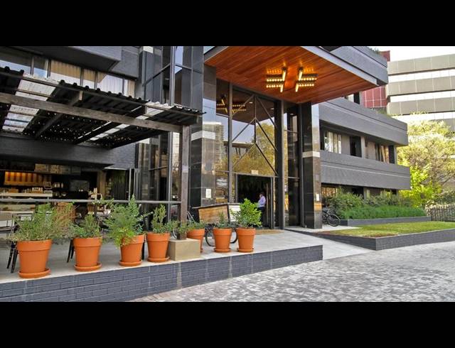 1 BEDROOM DUPLEX FOR SALE IN SANDTON CENTRAL